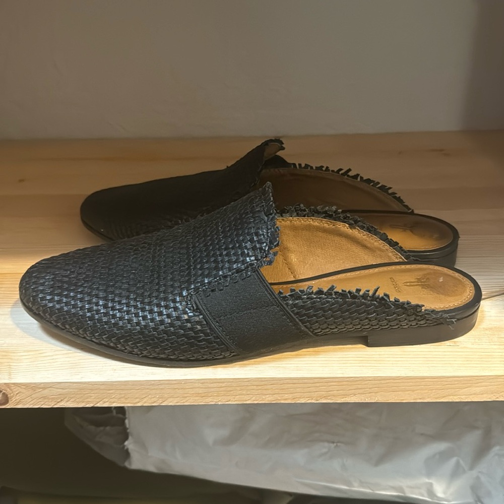 Frye mules